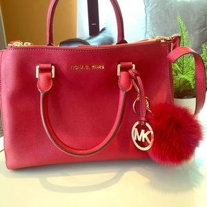 Michael Kors medium handbag. 100% authentic.